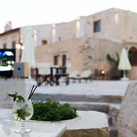 Zouridi Park 3*