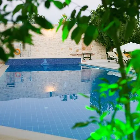 Zouridi Park Holiday park 3*