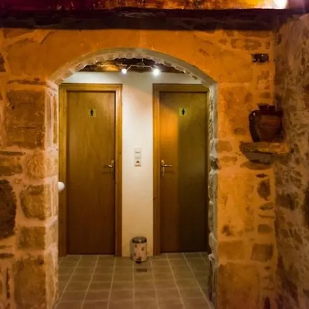 Zouridi Park 3*